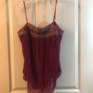 Timing sequins maroon beaded tank Size M